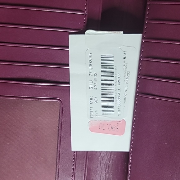 Coach - Picture 2 of 2